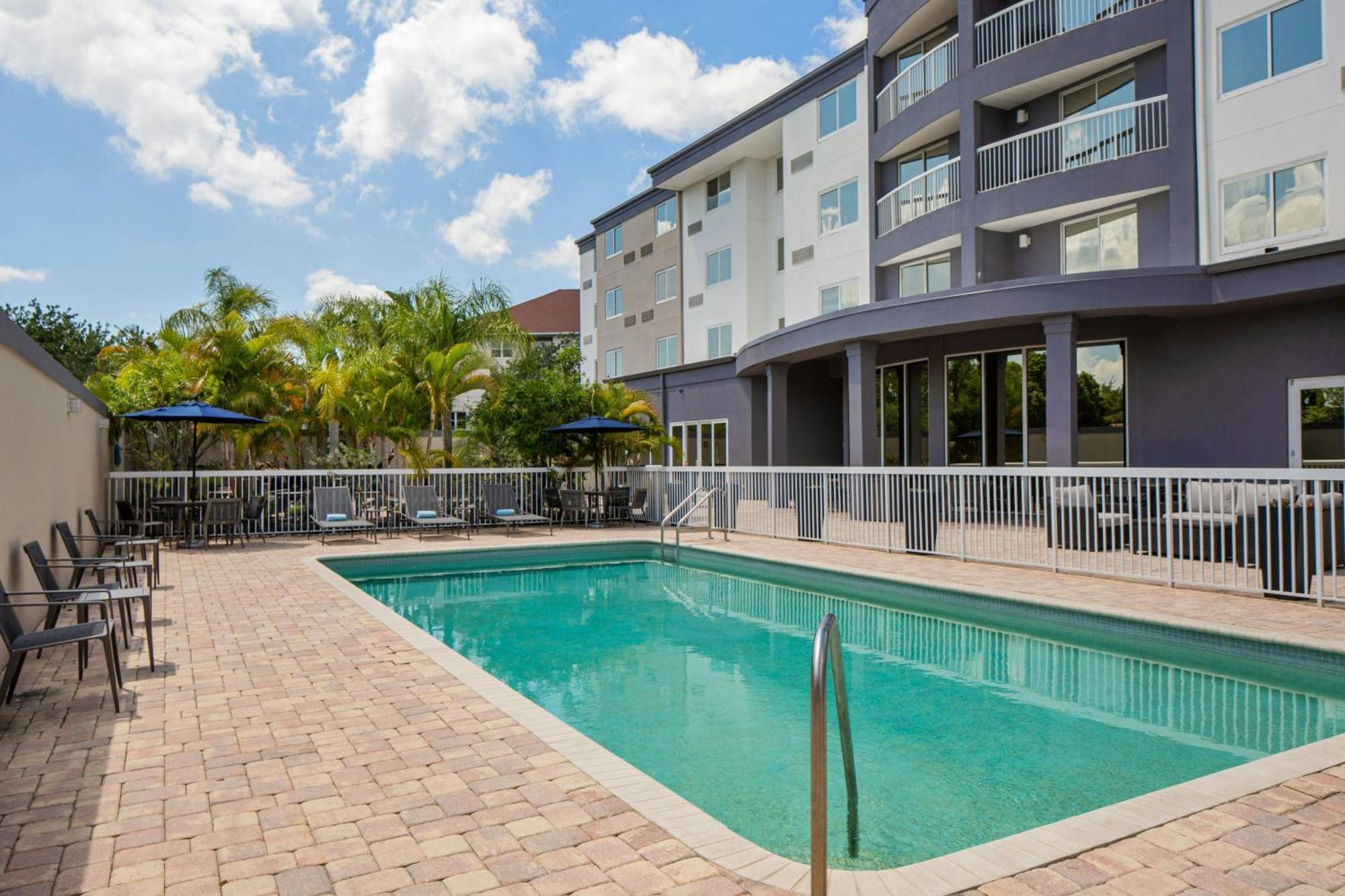 Hotel Courtyard Tampa Oldsmar Exterior foto